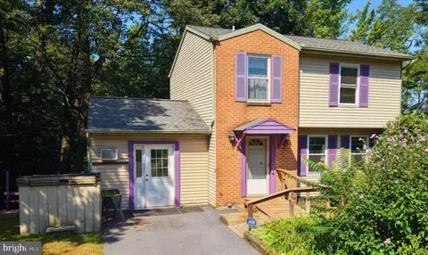 Exterior - 12 Picnic Woods Cir, Lititz, PA 17543 photo 5 of 5