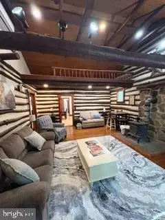 Entry Way - 231 Park Ave, Lititz, PA 17543 photo 13 of 18
