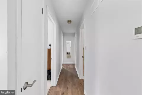 Entry Way - 910 Pine Hill Rd, Lititz, PA 17543 photo 1 of 2
