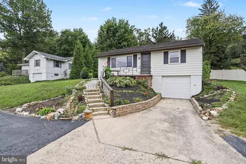 3968 Marietta Ave, Columbia, PA 17512
