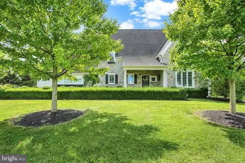 Exterior - 640 Snyder Rd, Lititz, PA 17543 photo 2 of 14