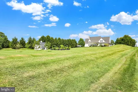 Exterior - 640 Snyder Rd, Lititz, PA 17543 photo 8 of 14