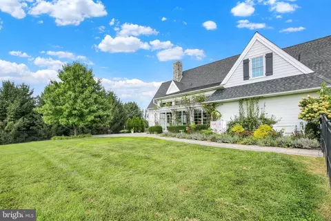 Exterior - 640 Snyder Rd, Lititz, PA 17543 photo 12 of 14