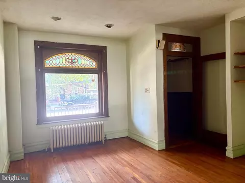 Living - 208 Ruby St, Lancaster, PA 17603 photo 1 of 4