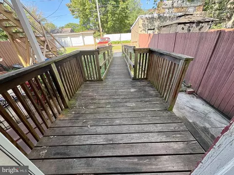 Exterior - 208 Ruby St, Lancaster, PA 17603 photo 9 of 10