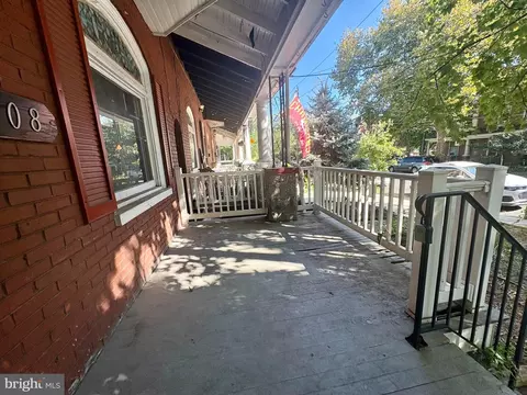 Exterior - 208 Ruby St, Lancaster, PA 17603 photo 4 of 10