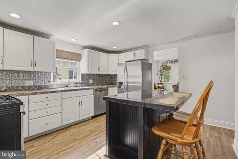 Kitchen - 109 Leaman St, Lititz, PA 17543 photo 3 of 5