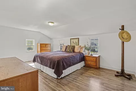 Bedroom - 109 Leaman St, Lititz, PA 17543 photo 1 of 6