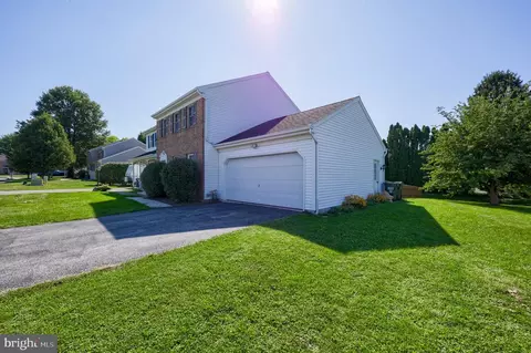 Other - 2 Brookview Dr, Lititz, PA 17543 photo 1 of 11