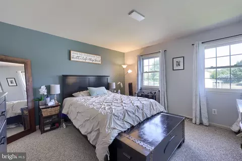 Bedroom - 2 Brookview Dr, Lititz, PA 17543 photo 1 of 5
