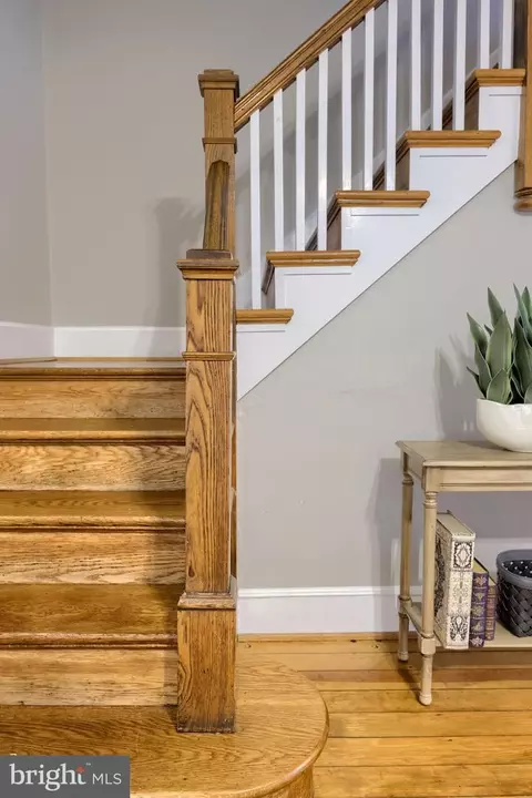Entry Way - 26 W Orange St, Lititz, PA 17543 photo 7 of 11