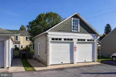 Exterior - 26 W Orange St, Lititz, PA 17543 photo 11 of 11