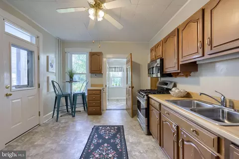Kitchen - 26 W Orange St, Lititz, PA 17543 photo 3 of 3