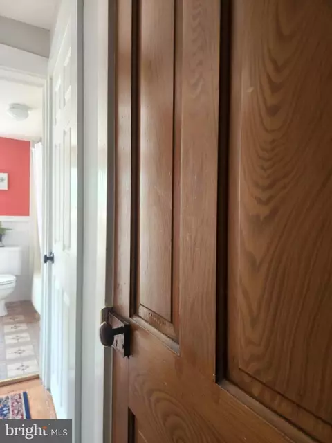 Entry Way - 26 W Orange St, Lititz, PA 17543 photo 10 of 11