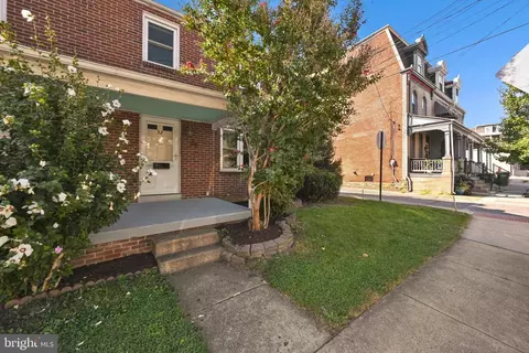 Exterior - 32 Ruby St, Lancaster, PA 17603 photo 3 of 6