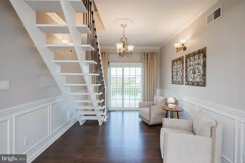Entry Way - 631 12 W Orange St, Lititz, PA 17543 photo 7 of 7