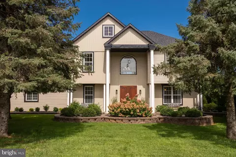 Exterior - 631 12 W Orange St, Lititz, PA 17543 photo 10 of 26