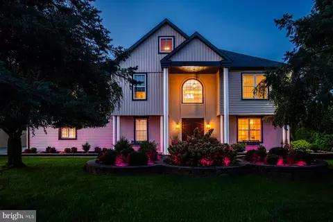 Exterior - 631 12 W Orange St, Lititz, PA 17543 photo 16 of 26