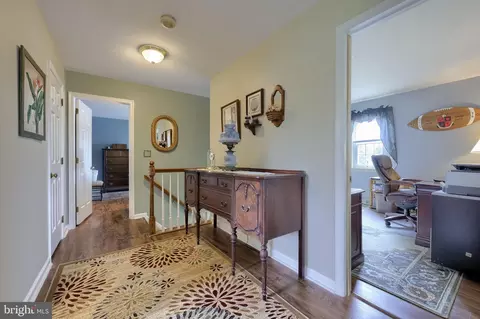 Entry Way - 24 Countryside Ln, Lititz, PA 17543 photo 8 of 8