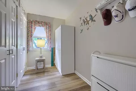 Entry Way - 24 Countryside Ln, Lititz, PA 17543 photo 6 of 8
