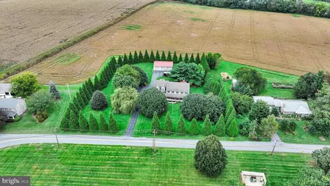 1420 Old Rohrerstown Rd, Lancaster, PA 17601