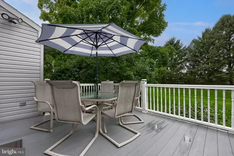 Exterior - 3 Brookfield Rd, Lititz, PA 17543 photo 3 of 12