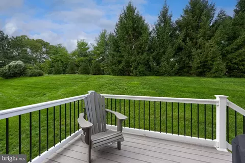 Exterior - 710 Keller Dr, Lititz, PA 17543 photo 5 of 5