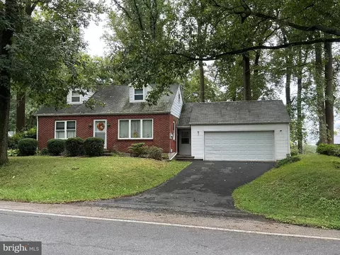 1108 Ridge Rd, Elizabethtown, PA 17022