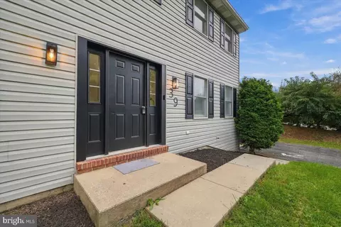 Other - 39 Brookwood Dr, Lititz, PA 17543 photo 2 of 18