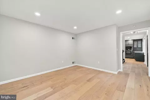 Entry Way - 39 Brookwood Dr, Lititz, PA 17543 photo 8 of 16