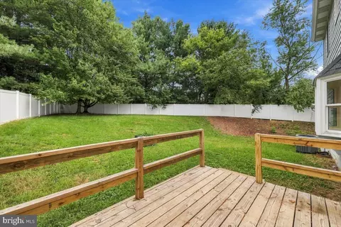 Exterior - 39 Brookwood Dr, Lititz, PA 17543 photo 5 of 5