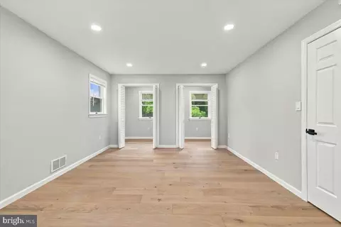 Entry Way - 39 Brookwood Dr, Lititz, PA 17543 photo 13 of 16