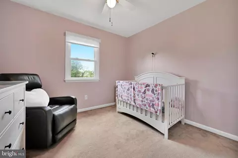 Bedroom - 113 Laurie Ln, Lititz, PA 17543 photo 4 of 4