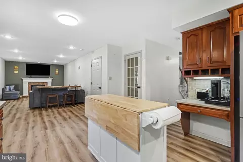 Entry Way - 157 Kings Gate Dr, Lititz, PA 17543 photo 5 of 6
