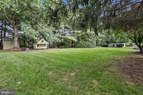 Exterior - 157 Kings Gate Dr, Lititz, PA 17543 photo 9 of 9