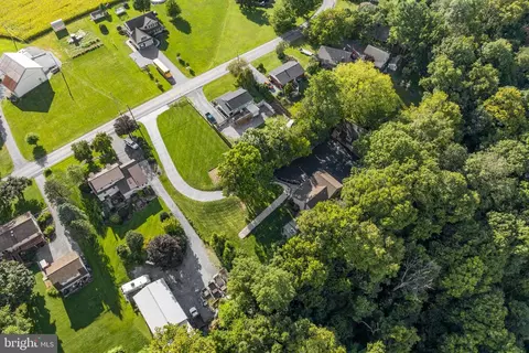 View/Area - 115 Skyview Ln, Lititz, PA 17543 photo 6 of 7