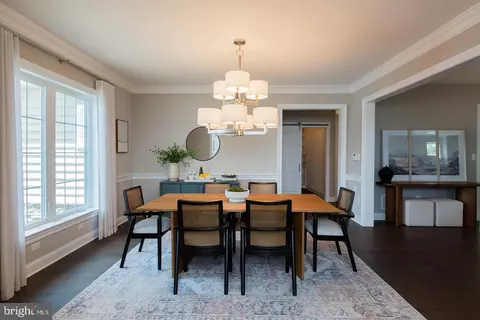 Dining - 425 E Delp Rd, Lancaster, PA 17601 photo 5 of 8
