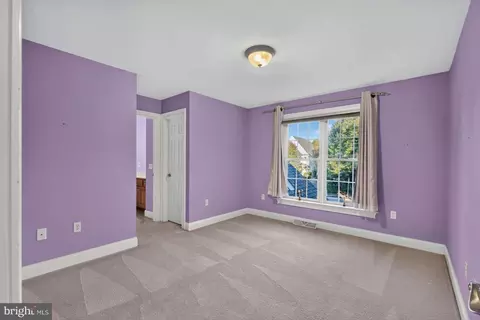 Bedroom - 3008 Weaver Rd, Lititz, PA 17543 photo 4 of 4