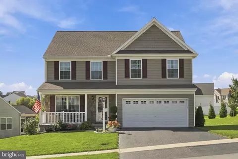 215 Darlington Ct, New Providence, PA 17560