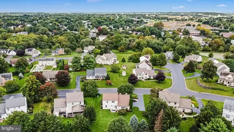 View/Area - 378 Squire Ln, Lititz, PA 17543 photo 4 of 6
