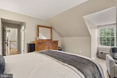 Bedroom - 378 Squire Ln, Lititz, PA 17543 photo 2 of 5