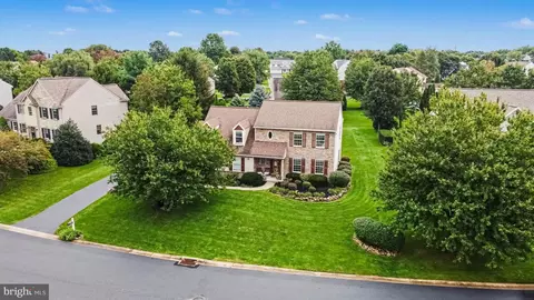 View/Area - 378 Squire Ln, Lititz, PA 17543 photo 2 of 6