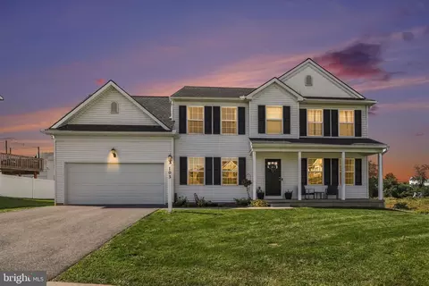 103 Brookside Ln, New Providence, PA 17560