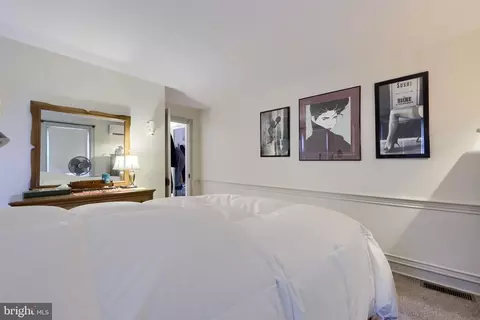 Bedroom - 751 Stackstown Rd, Bainbridge, PA 17502 photo 3 of 4