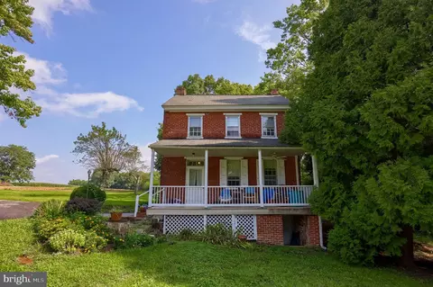 Exterior - 751 Stackstown Rd, Bainbridge, PA 17502 photo 2 of 17