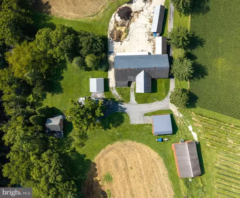 View/Area - 751 Stackstown Rd, Bainbridge, PA 17502 photo 7 of 10