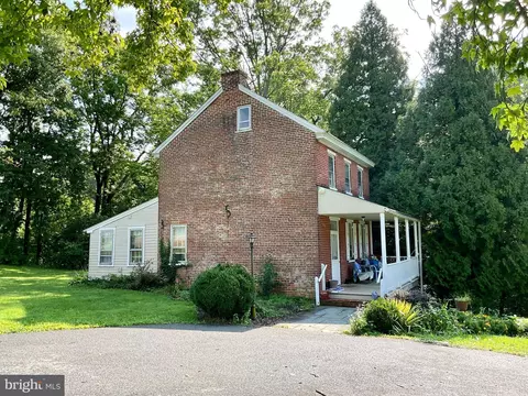 Exterior - 751 Stackstown Rd, Bainbridge, PA 17502 photo 9 of 17