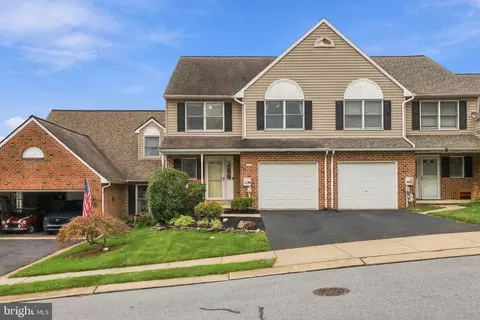 488 Hillside Dr, Mountville, PA 17554