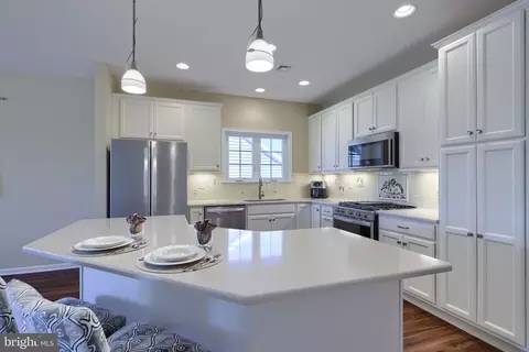 Kitchen - 576 Allegiance Dr, Lititz, PA 17543 photo 1 of 7