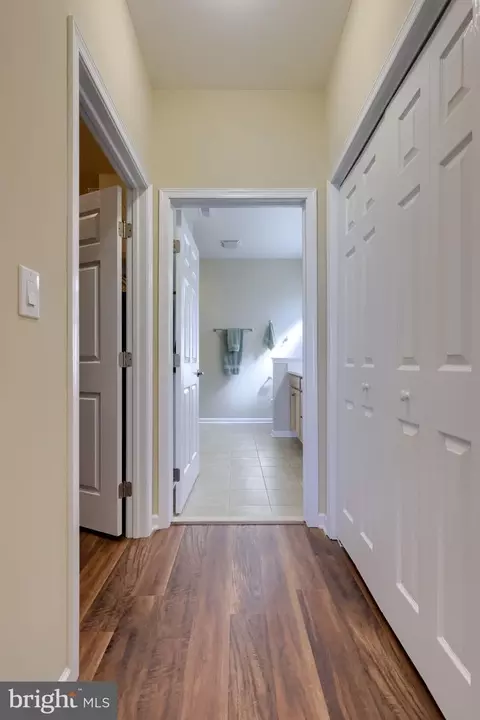 Entry Way - 576 Allegiance Dr, Lititz, PA 17543 photo 12 of 14